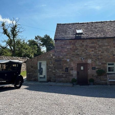 Chic 2 Bed Peak District Cottage Barn Near Alton Towers, Polar Bears, Chatsworth House Leek Buitenkant foto